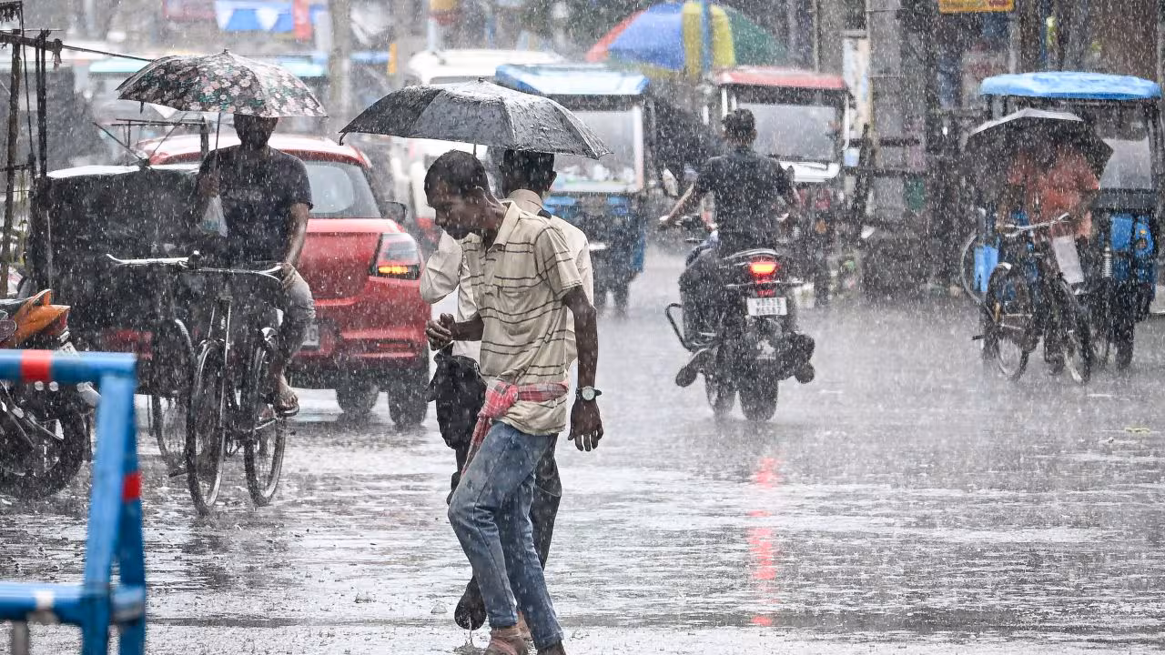 मनसुनको प्रभाव कायम, केही स्थानमा भारी वर्षाको पूर्वानुमान