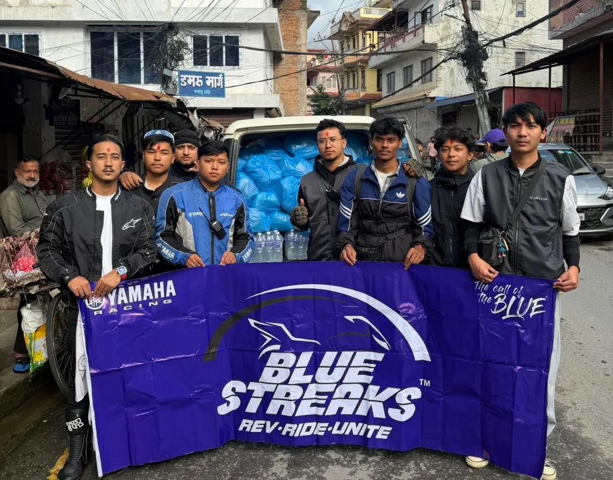 यामाहा ब्लू स्ट्रीक्स मोटरसाइकल कम्युनिटीद्वारा रसुवा र नुवाकोटका बाढीपीडितलाई  सहयोग