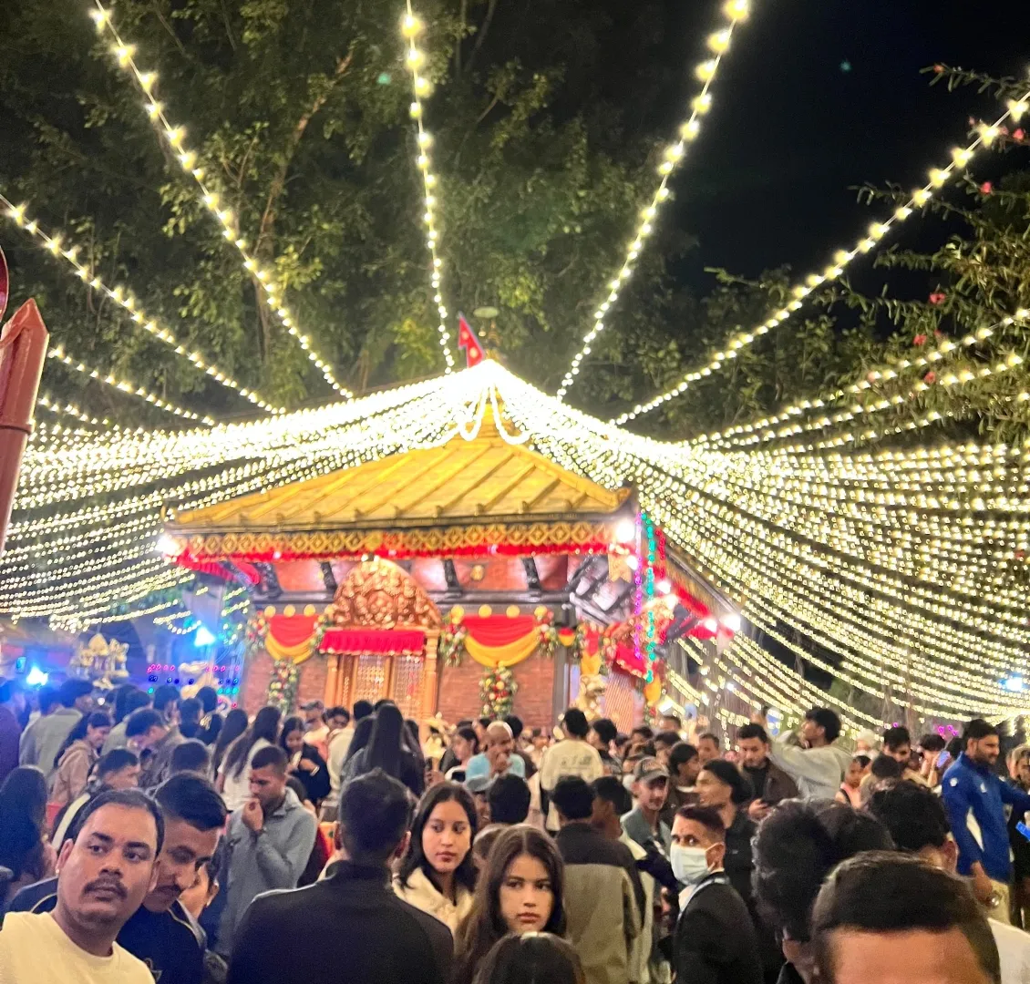 झिलिमिली बत्तीले सिङ्गारिए काठमाडौँका मठमन्दिर तथा शक्तिपीठ