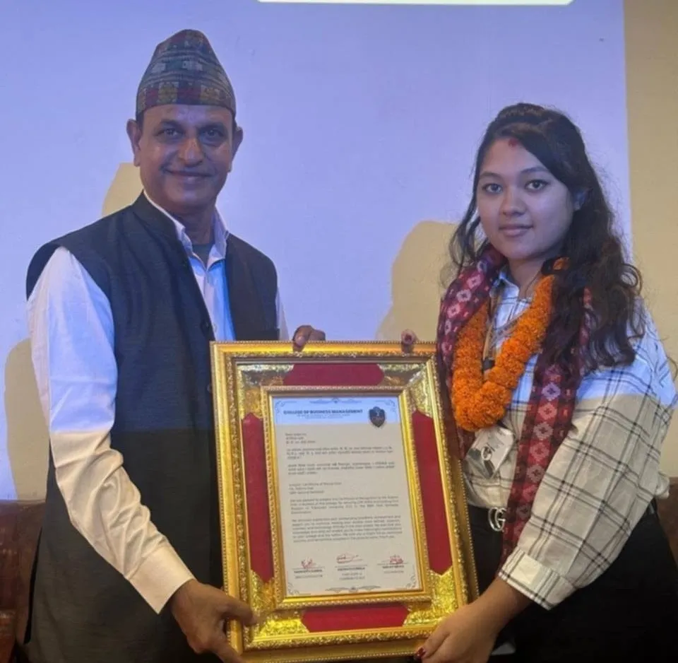 बीबीएममा टियु टपर मालीलाई बीबीएम कलेजद्वारा सम्मान