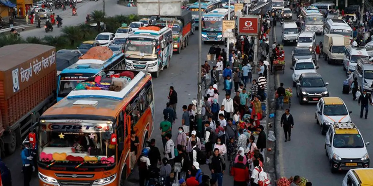 उपत्यका छाड्ने यात्रुको चाप उच्च