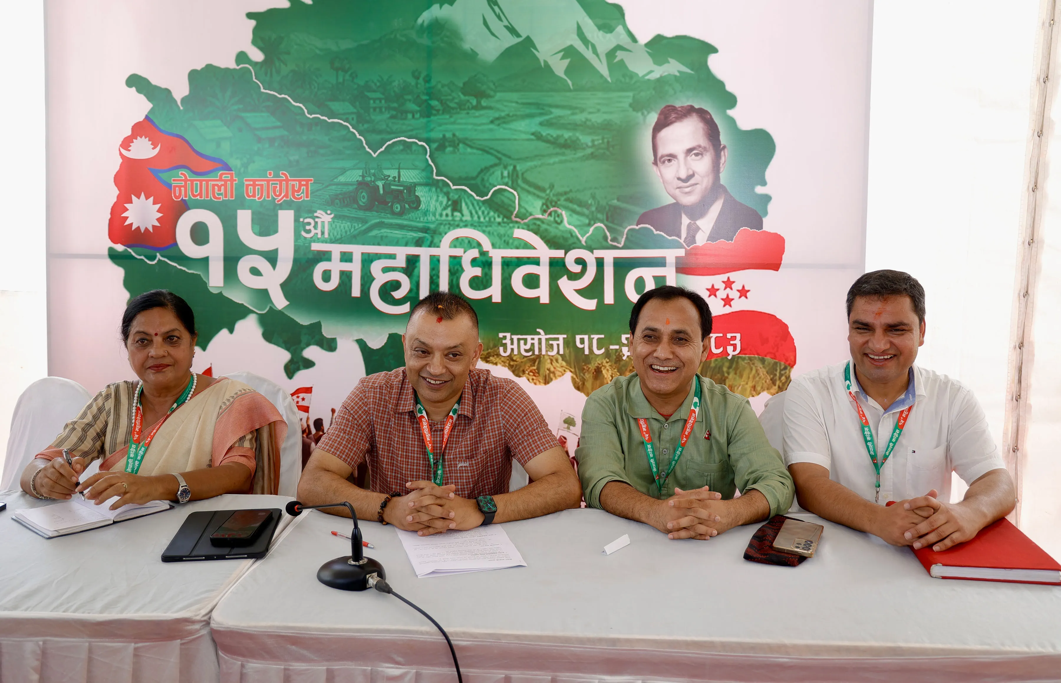 कांग्रेस बैठकबाट सभापति थापाको राजनीतिक प्रतिवेदन पारित