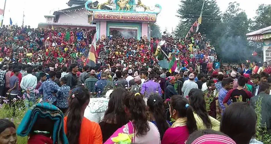 उग्रतारा भगवती मन्दिरमा दर्शनार्थीको घुइँचो
