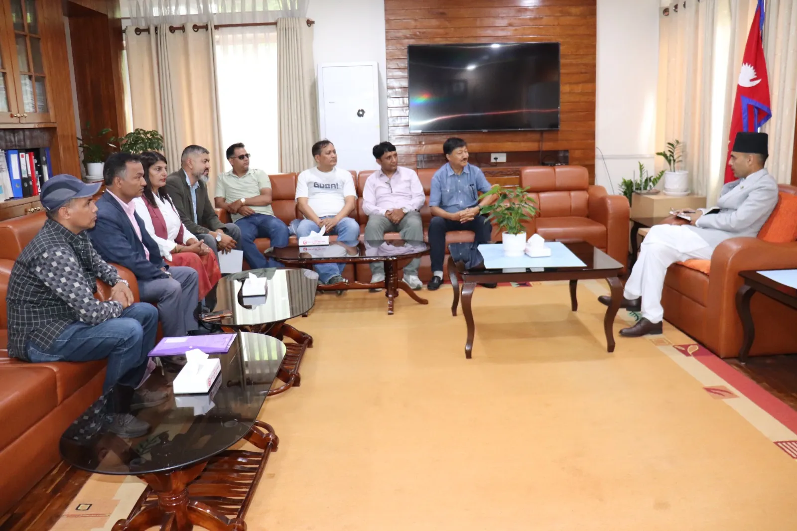 विज्ञापन बजार स्वच्छ र पारदर्शी बनाउन सरकार प्रतिबद्ध : सञ्चारमन्त्री